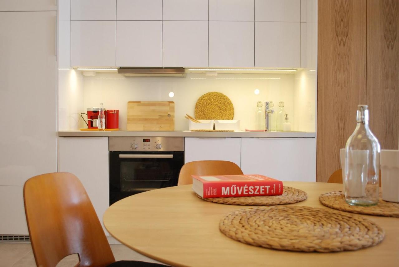 Stylish Studios Apartment In The City Center With Air Conditioning Budapest Exterior foto